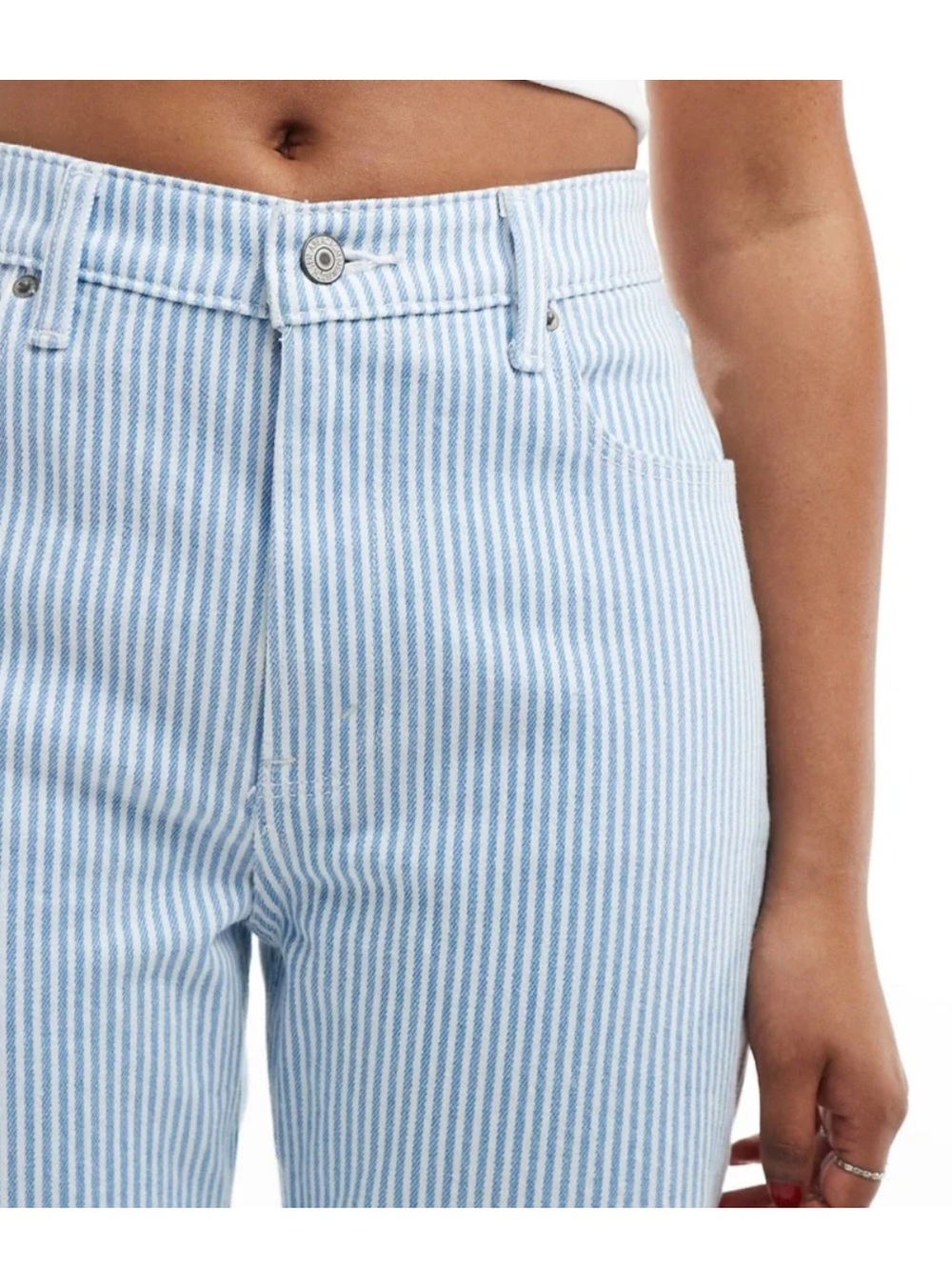 Abercrombie High Rise 90s Relaxed Jeans (Curve Love) - Picture 4 of 10